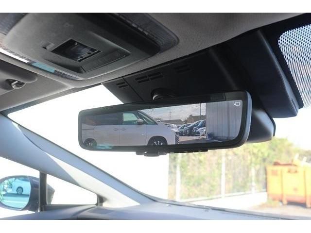 TOYOTA PRIUS PHV 2023 Image 31