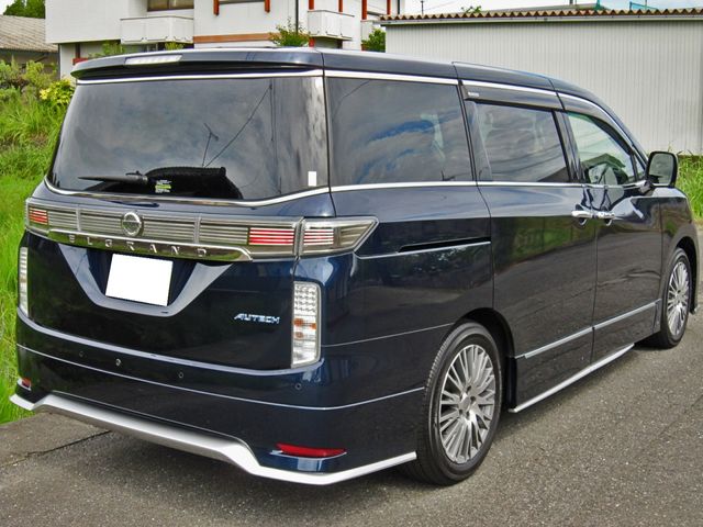 NISSAN ELGRAND  4WD 2021 Image 31