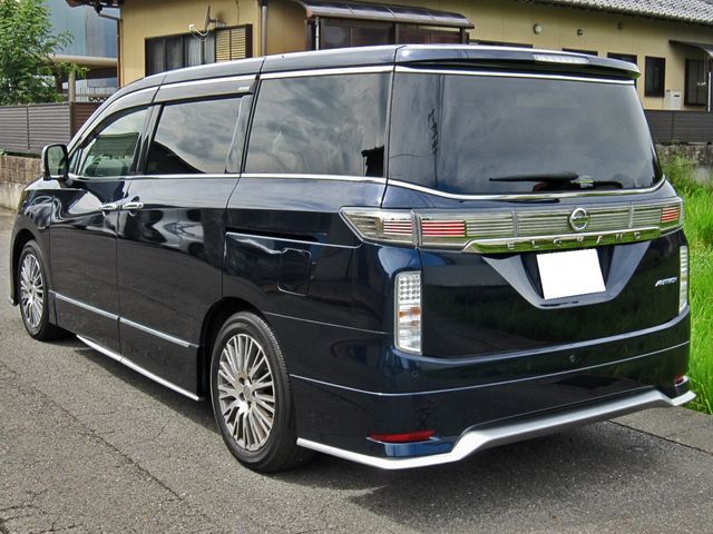 NISSAN ELGRAND  4WD 2021 Image 31