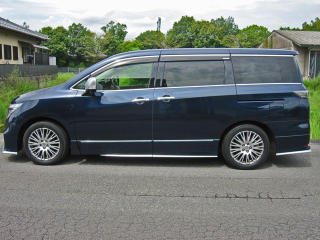 NISSAN ELGRAND  4WD 2021 Image 31