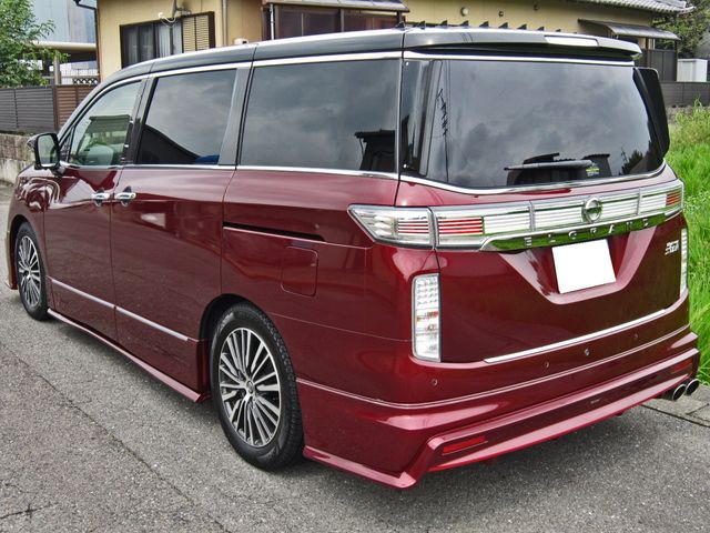 NISSAN ELGRAND  4WD 2021 Image 31