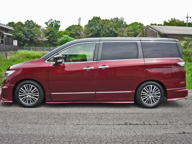 NISSAN ELGRAND  4WD 2021 Image 31