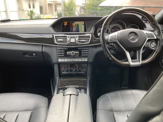 MERCEDES BENZ E CLAS 2013 Image 31