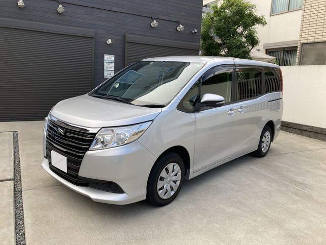 TOYOTA NOAH 2016 Image 31