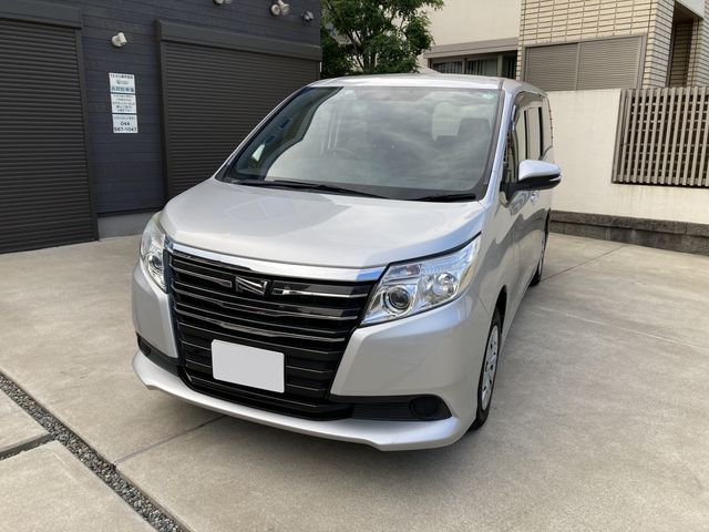 TOYOTA NOAH 2016 Image 31