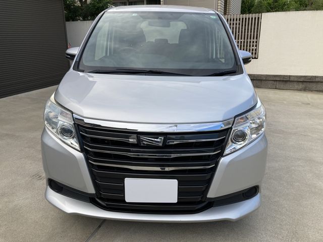 TOYOTA NOAH 2016 Image 31