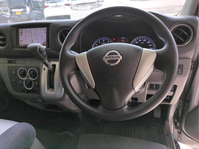 NISSAN NV350 CARAVAN 2012 Image 31