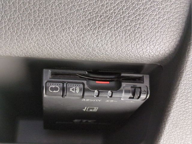 NISSAN NV350 CARAVAN 2012 Image 31