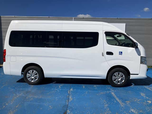 NISSAN NV350 CARAVAN 4WD 2019 Image 31