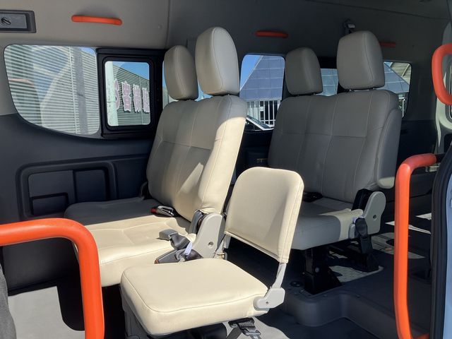 NISSAN NV350 CARAVAN 4WD 2019 Image 31