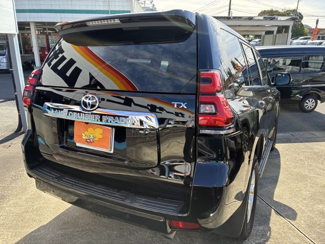 TOYOTA LANDCRUISER PRADO 2018 Image 31