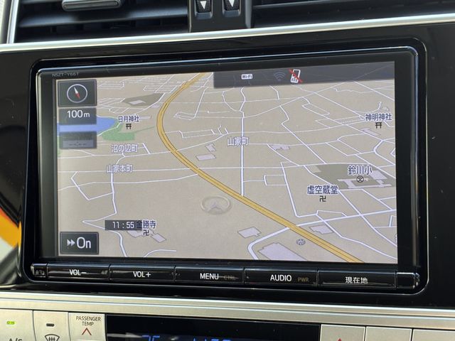 TOYOTA LANDCRUISER PRADO 2018 Image 31