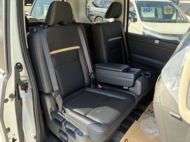 NISSAN SERENA  WG 4WD 2023 Image 31