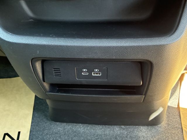 NISSAN SERENA  WG 4WD 2023 Image 31