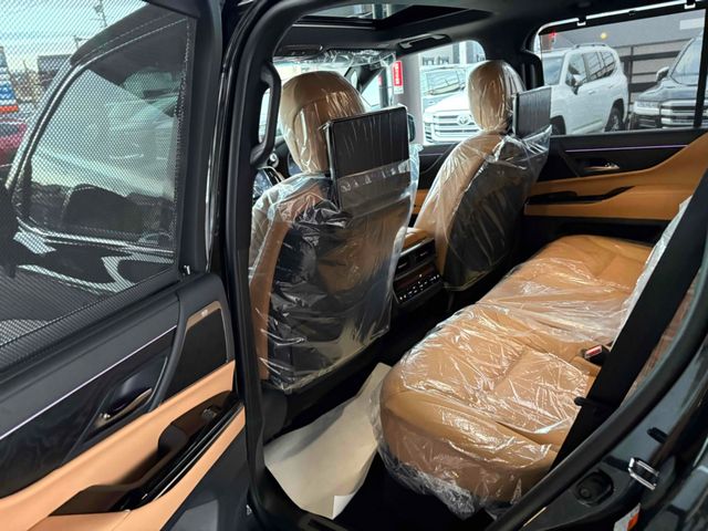 TOYOTA LEXUS LX600 2025 Image 31
