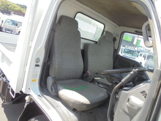 ISUZU ELF 2002 Image 31