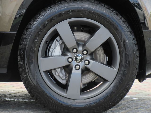 ROVER DEFENDER 2025 Image 31