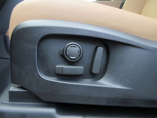 ROVER DEFENDER 2025 Image 31