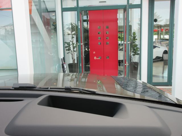 ROVER DEFENDER 2025 Image 31