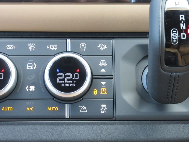 ROVER DEFENDER 2025 Image 31