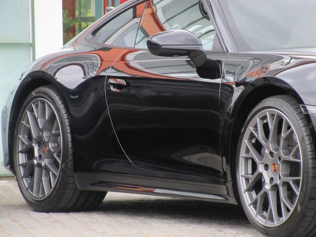 PORSCHE 911 2025 Image 31