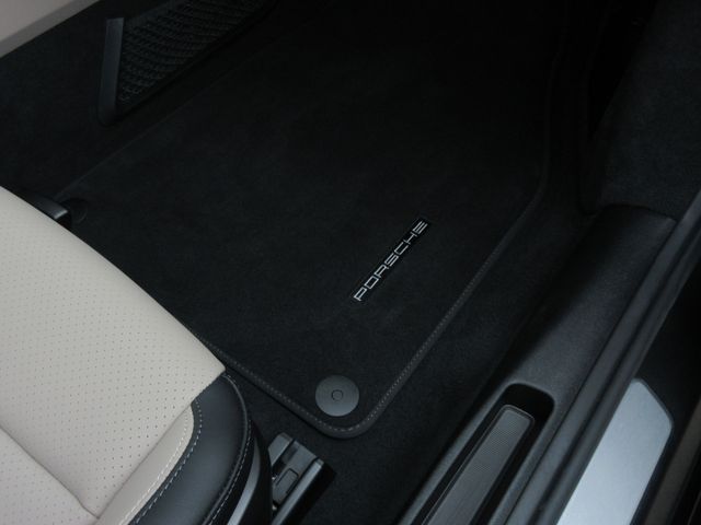 PORSCHE 911 2025 Image 31