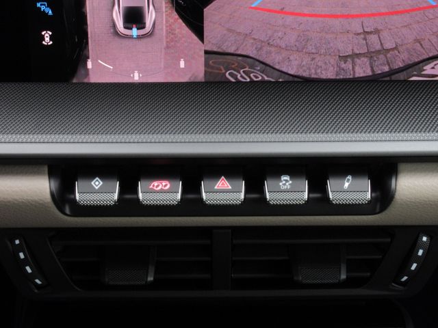 PORSCHE 911 2025 Image 31