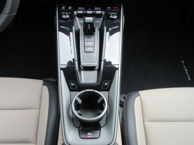 PORSCHE 911 2025 Image 31