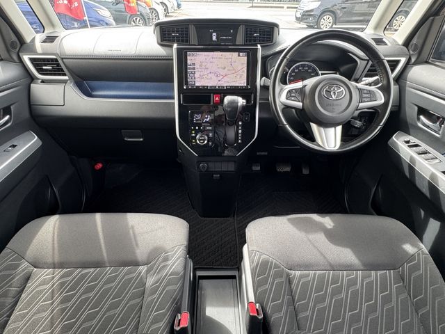 TOYOTA TANK 2018 Image 31