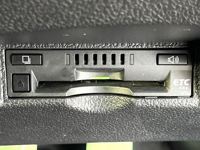 TOYOTA PRIUS 2016 Image 31