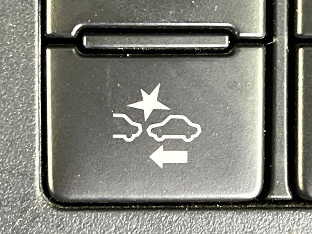 TOYOTA SIENTA 2018 Image 31