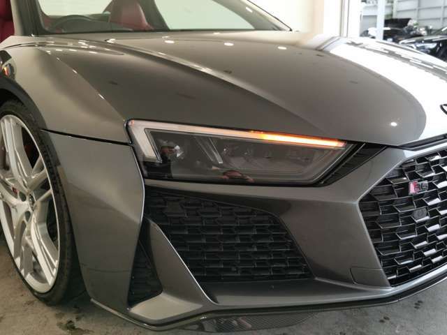 AUDI R8 SPYDER 2021 Image 31