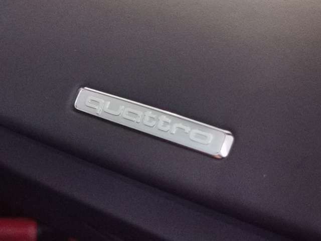 AUDI R8 SPYDER 2021 Image 31