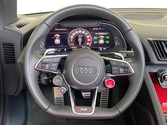 AUDI R8 SPYDER 2020 Image 31