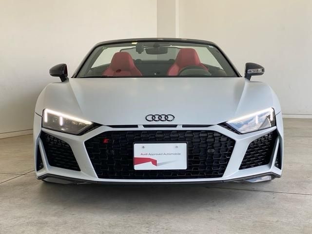 AUDI R8 SPYDER 2020 Image 31