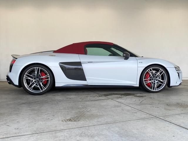 AUDI R8 SPYDER 2020 Image 31