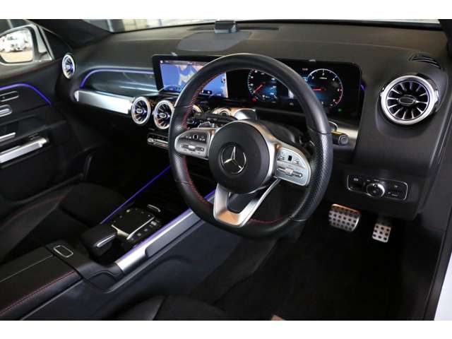 MERCEDES BENZ GLB 2022 Image 31