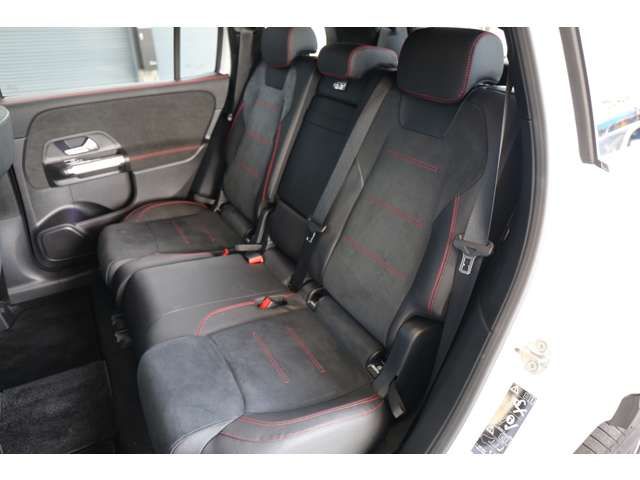 MERCEDES BENZ GLB 2022 Image 31