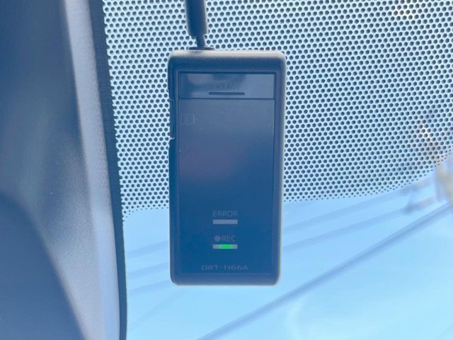 TOYOTA SIENTA HYBRID 2017 Image 31