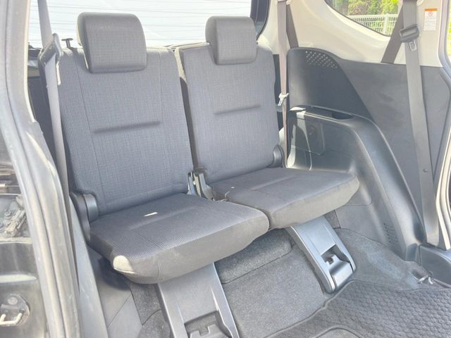 TOYOTA SIENTA HYBRID 2017 Image 31