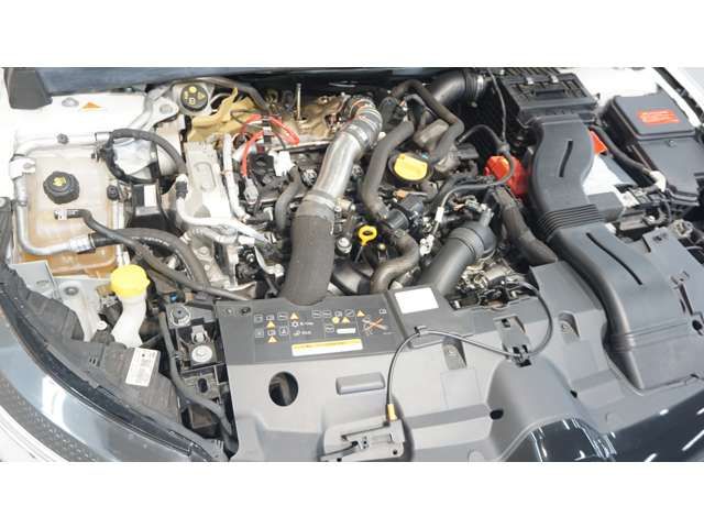 RENAULT MEGANE HATCH 2023 Image 31