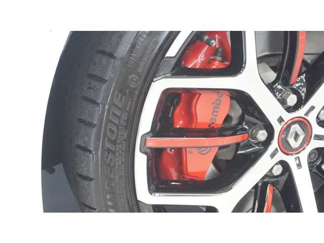 RENAULT MEGANE HATCH 2023 Image 31