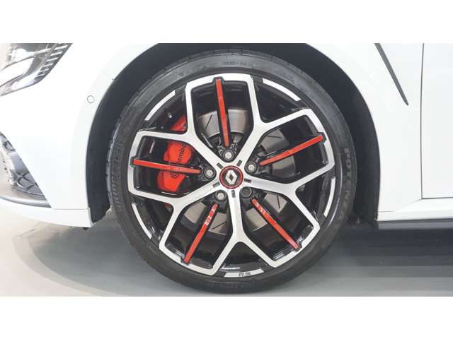 RENAULT MEGANE HATCH 2023 Image 31