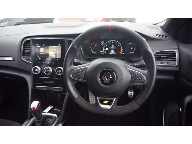 RENAULT MEGANE HATCH 2023 Image 31