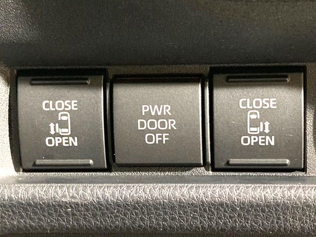 TOYOTA SIENTA HYBRID 2022 Image 31