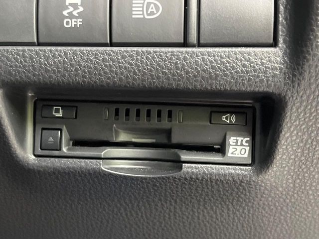 TOYOTA HARRIER HYBRID 2022 Image 31