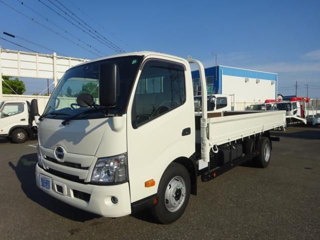 HINO DUTRO 2025 Image 31