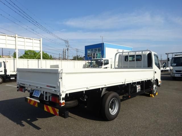 HINO DUTRO 2025 Image 31