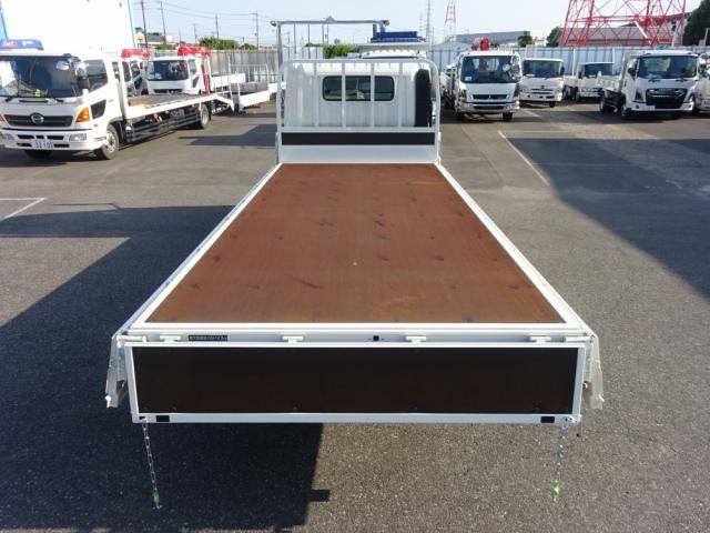 HINO DUTRO 2025 Image 31