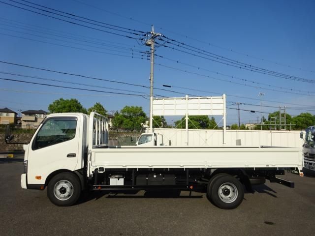 HINO DUTRO 2025 Image 31